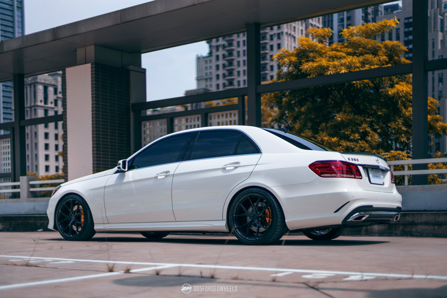 Mercedes-Benz E350 — UF101