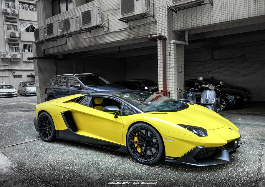 Lamborghini Aventador — UF110P