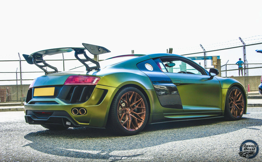 Audi R8 — UF103