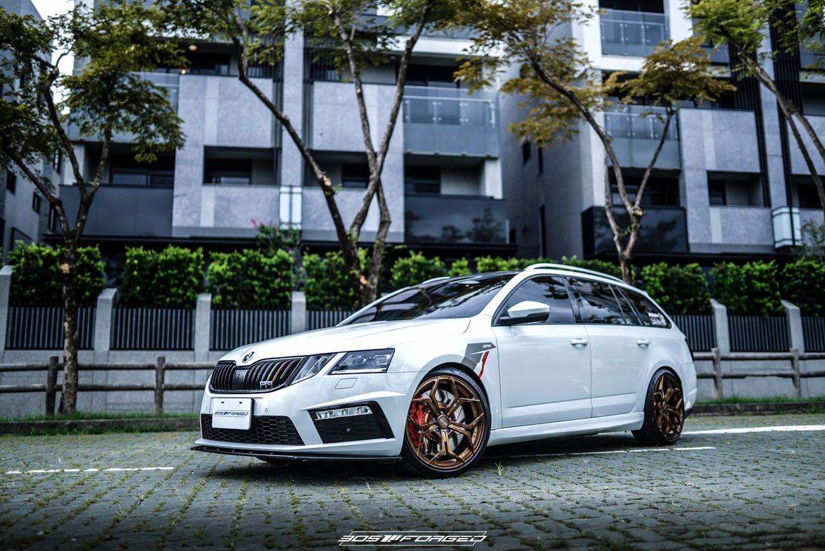 Skoda Octavia RS — UF133